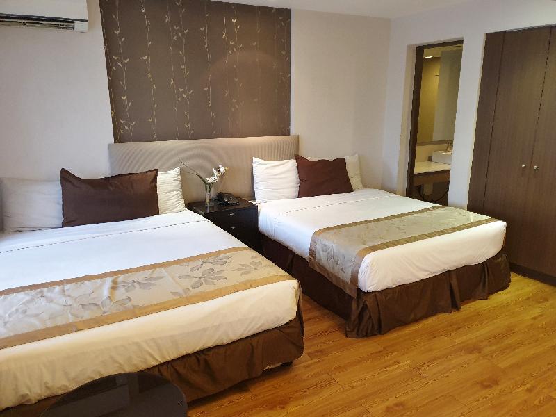Imperial Palace Suites Quezon City Exterior foto